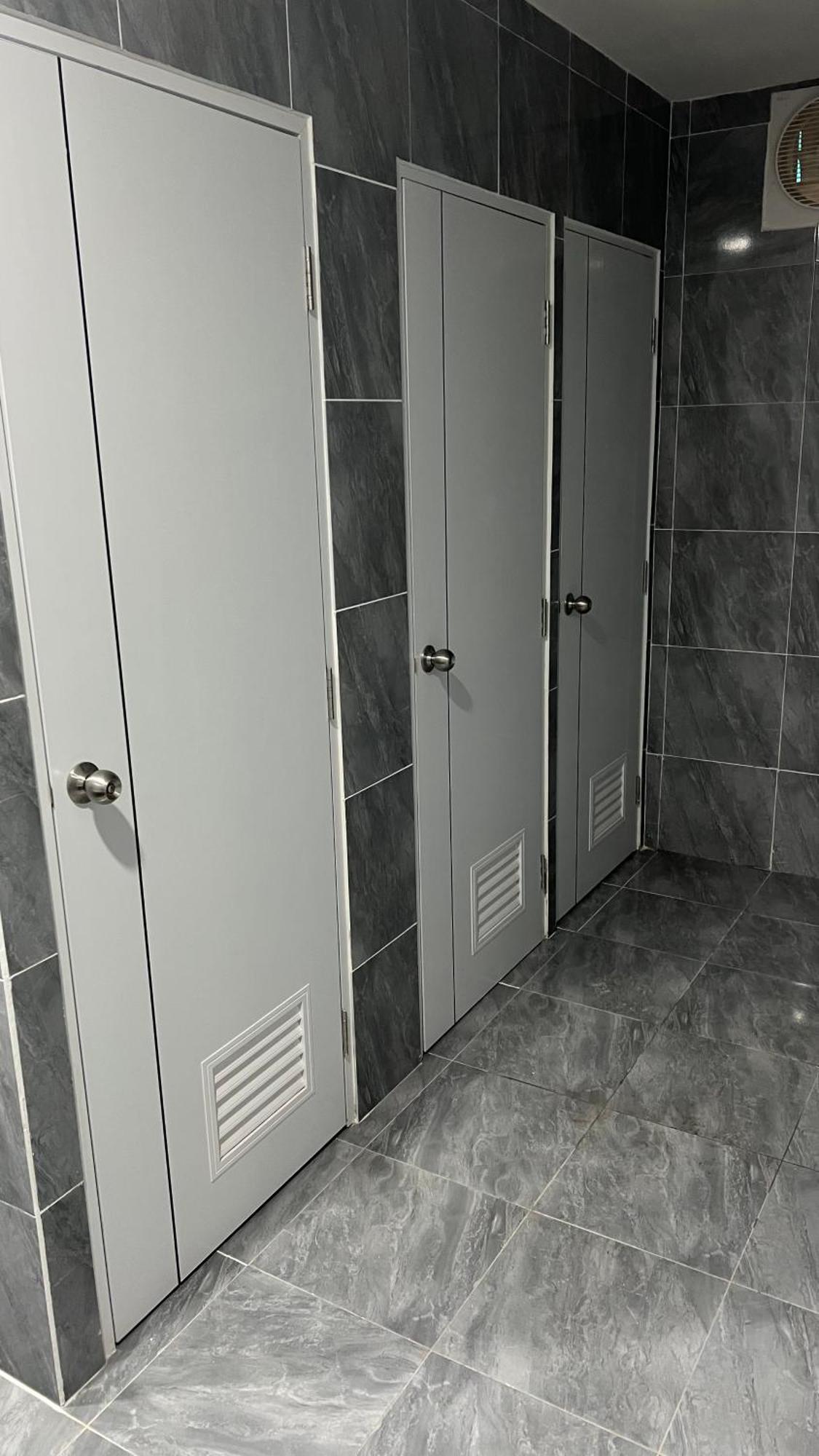 Kiwi Capsule Hotel Μπανγκόκ Εξωτερικό φωτογραφία